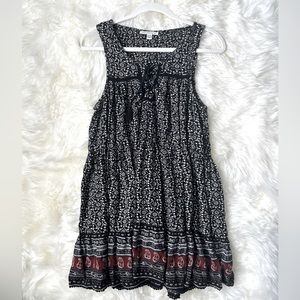 AMERICAN EAGLE OUTFITTERS Black and White Lace Up Mini Dress - Women’s Medium